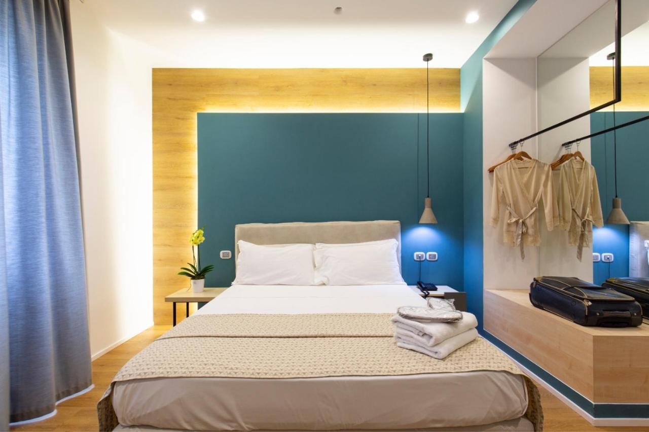 Plana Hotel Касерта Екстериор снимка