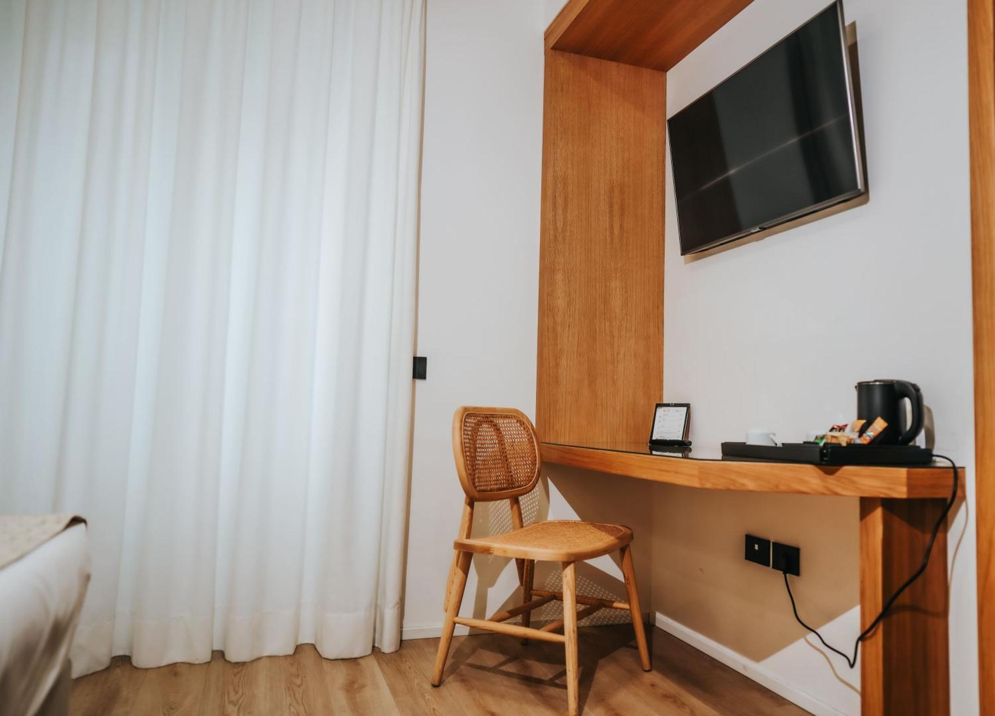 Plana Hotel Касерта Екстериор снимка