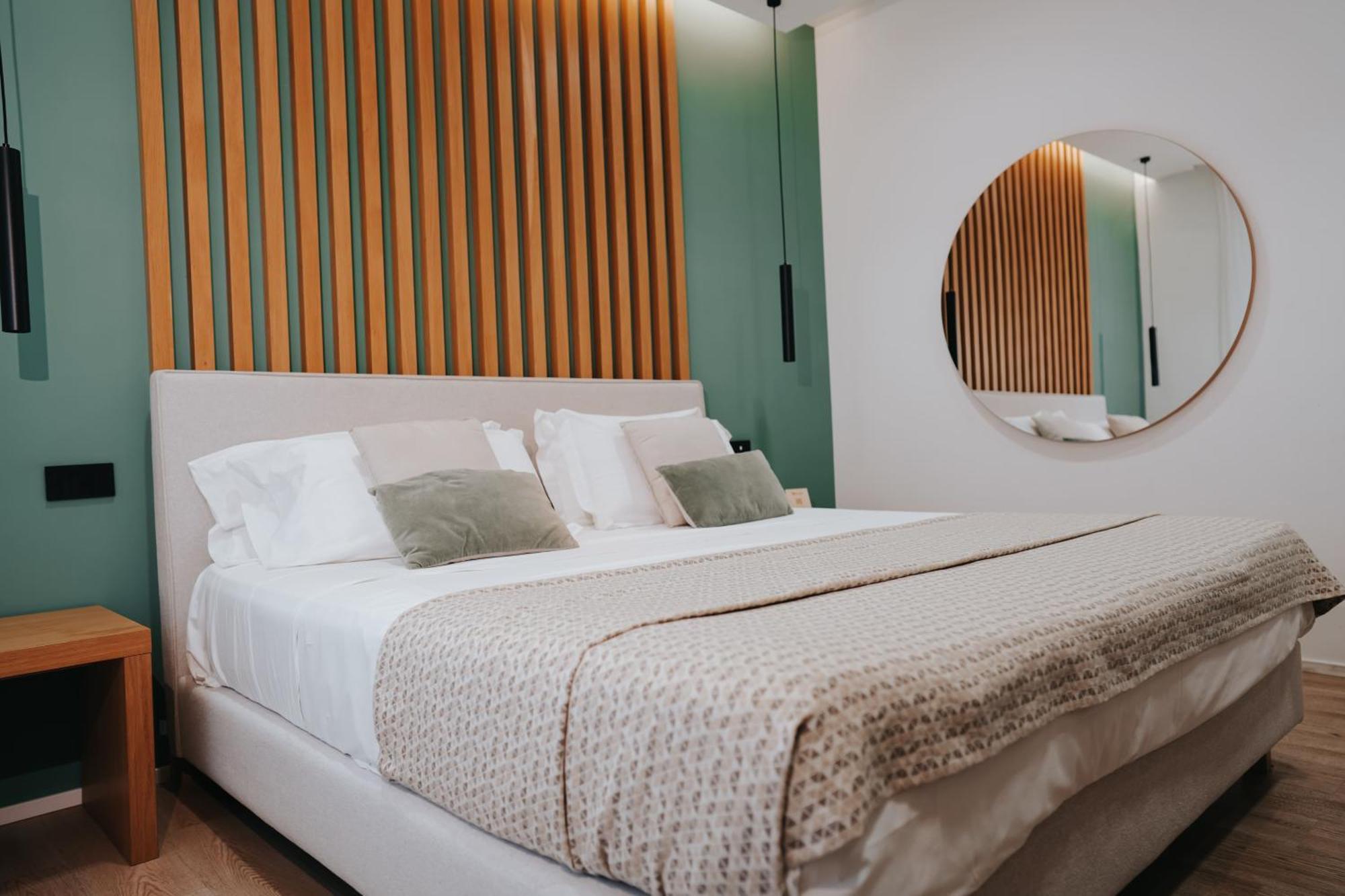 Plana Hotel Касерта Екстериор снимка