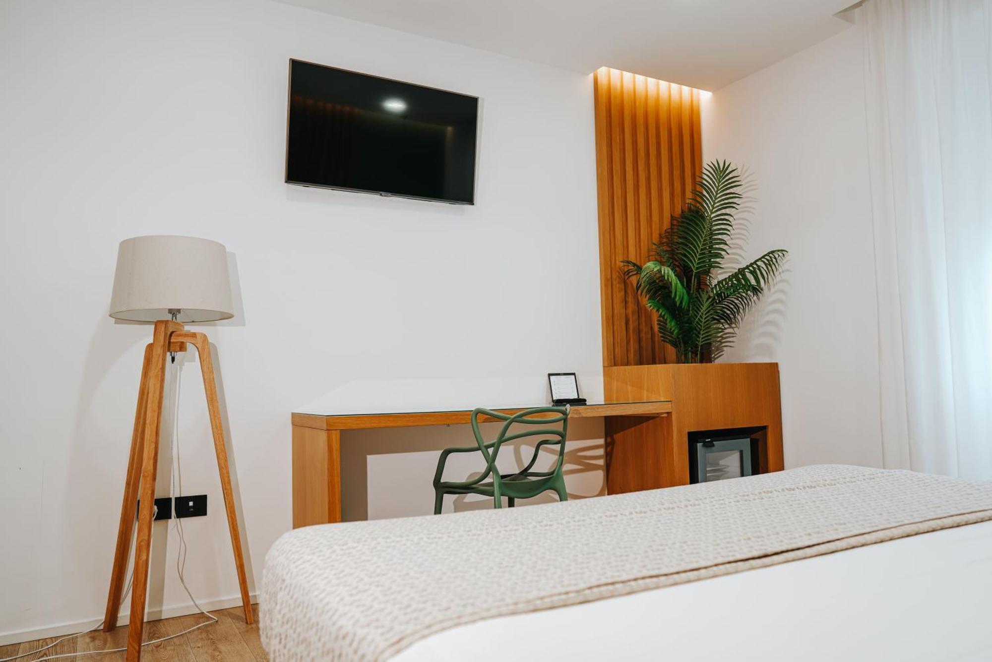 Plana Hotel Касерта Екстериор снимка